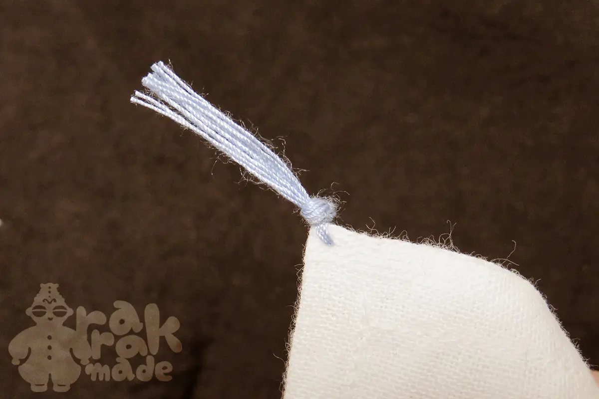 かがり梵天房の作り方: 数珠の作り方