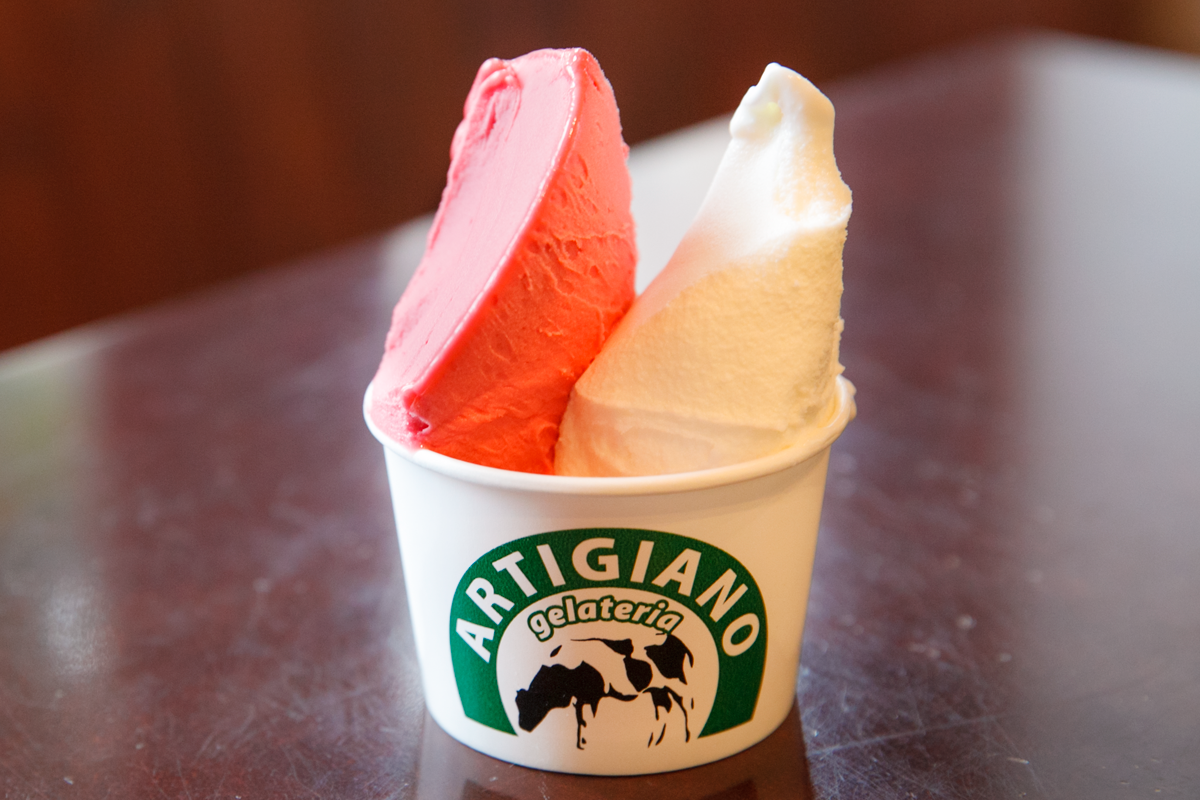 こんにちは。京王百草園です。 新商品と園内の様子をお知らせします。 ジェラートに続き、この度園内の梅の木から収穫した梅を使用した、その名も「寿昌梅ゼリー」の販売を開始しました！1個300円 税込みほどよい酸味とツルッとした食感でとても美味しく、暑い時期に