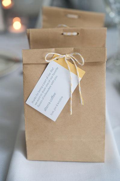 楽天市場13日限定☆ポイント5倍紙袋 手提げ袋 丸紐 カラー 窓付き ウィンドウミニバッグ 25枚 8色手提げ 手提袋 手提げ ミニ 業務用 ラッピングおしゃれ マチ広 プレゼント ギフト クラフト 洋菓子 和菓子 大量 マチ広 おしゃれ 収納 : ほうそう屋さん