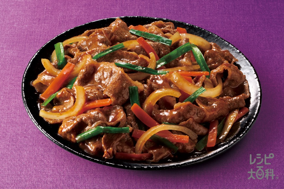 市房食堂 「黒毛和牛プルコギ タレ漬け牛肉・たまねぎ・ニラ・人参・しめじ 」 300g×4袋 計1.2kg ※冷凍豊洲市場ドットコム