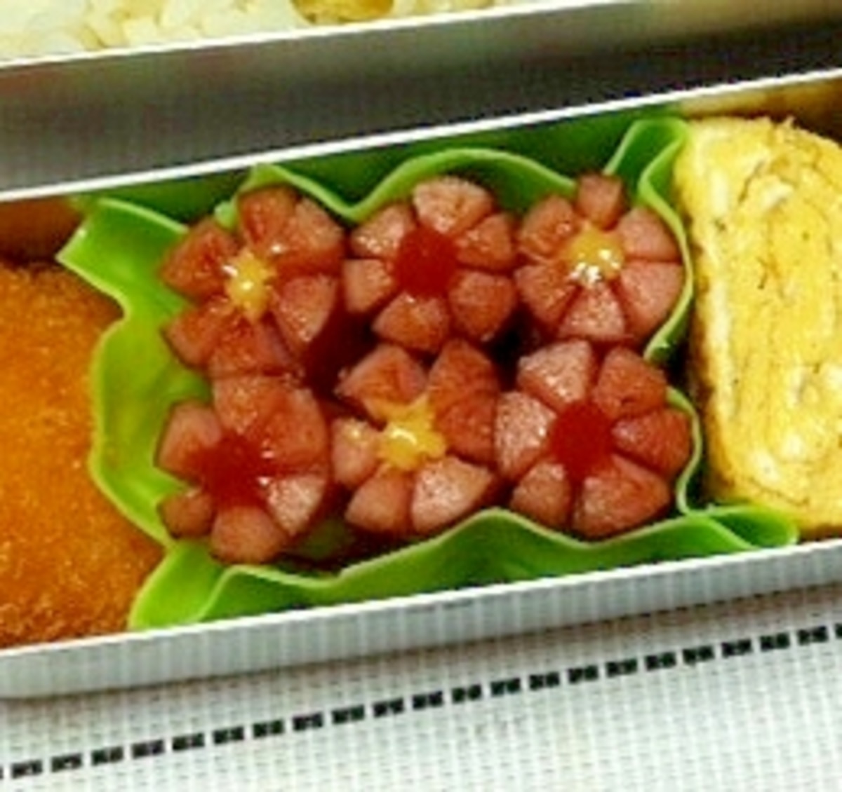 運動会のお弁当に めちゃ簡単！ウインナー飾り切り4選＜作ってみた＞暮らしニスタ