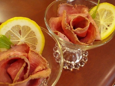 ローストビーフをきれいにカットするコツ 皿盛り動画