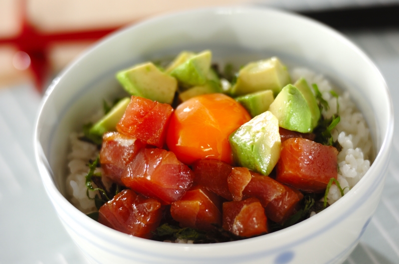 まぐろの漬け丼