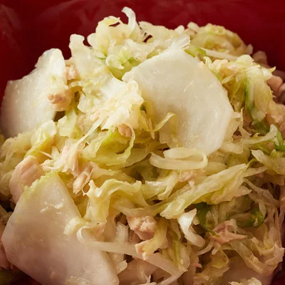 キャベツとピーマンのツナ炒め♪