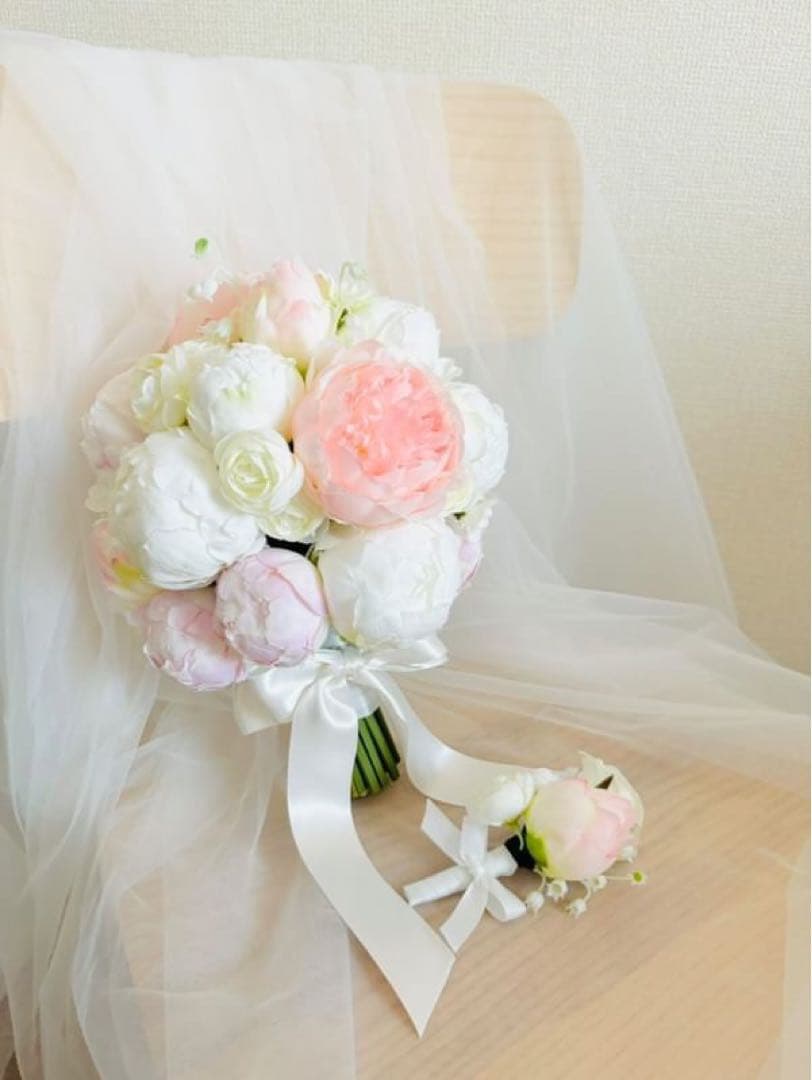 完成品 淡いピンクとホワイトの芍薬ブーケ ブーケ フランネルフラワー 通販 15434116Creema クリーマ