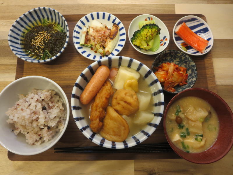 オイしいおでんの献立 主食：甘栗の炊き込みご飯、副菜：きゅうりの味ごまあえ 献立・メニュー 味の素パーク たべる楽しさを、もっと