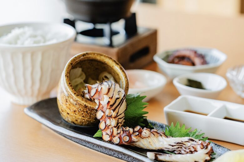 淡路島「おっ玉葱クッキー」がマジでデカかった！玉ねぎ愛が詰まったお土産の販売店舗はどこ？ 今買うべき映え土産TABIZINE～人生に旅心を～