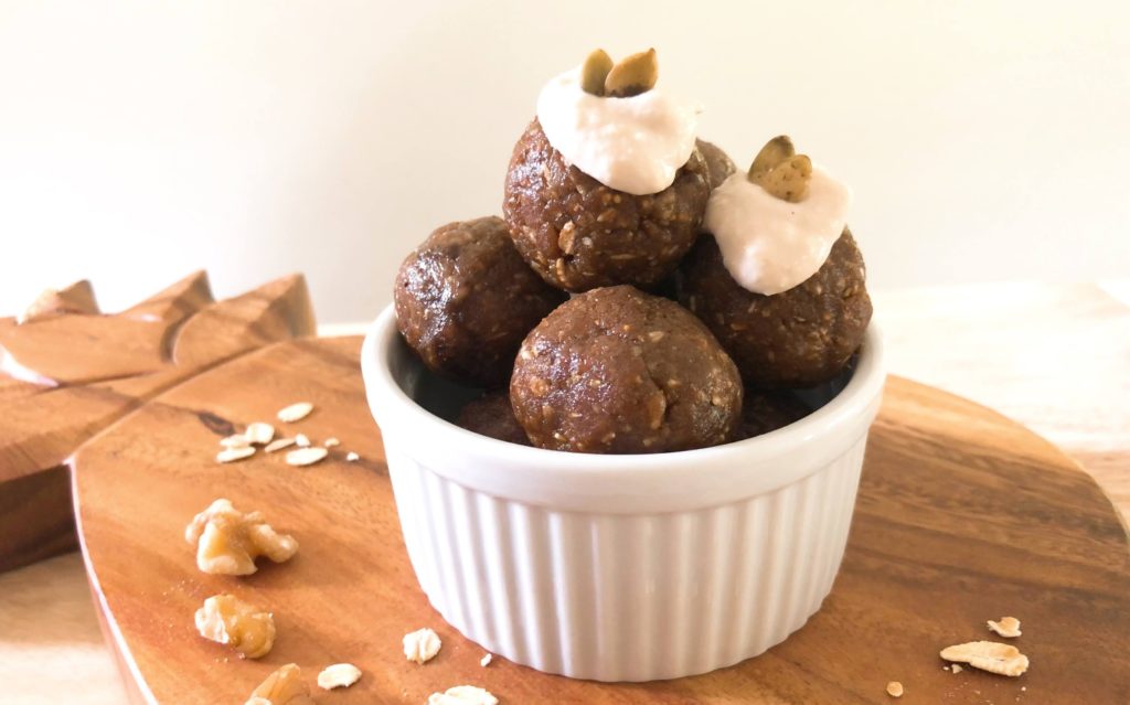 ナッツとデーツのエナジーボールバイタミックス Vitamix