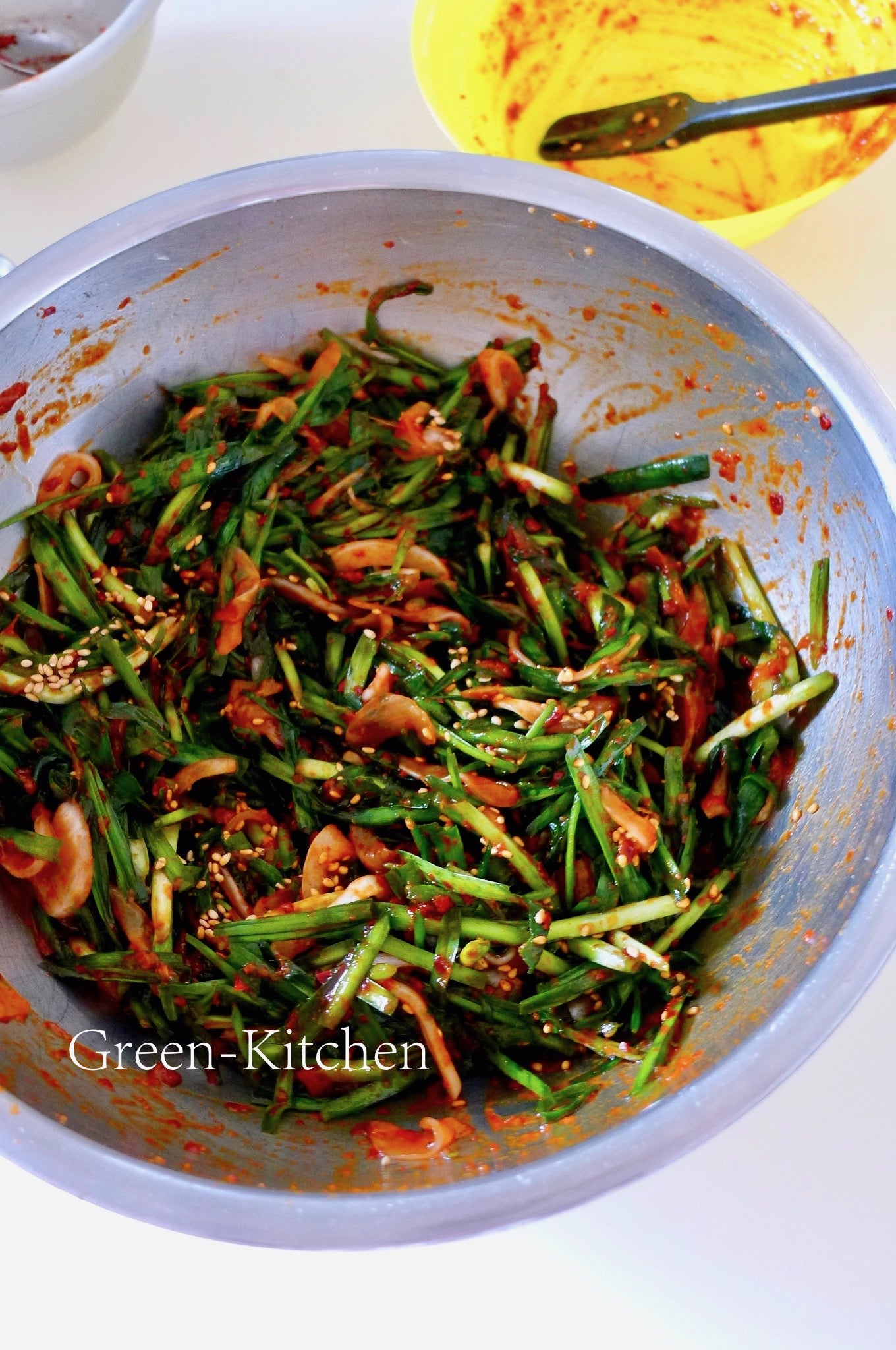 簡単に和えて食べるニラの和え物、ニラの浅漬けキムチ