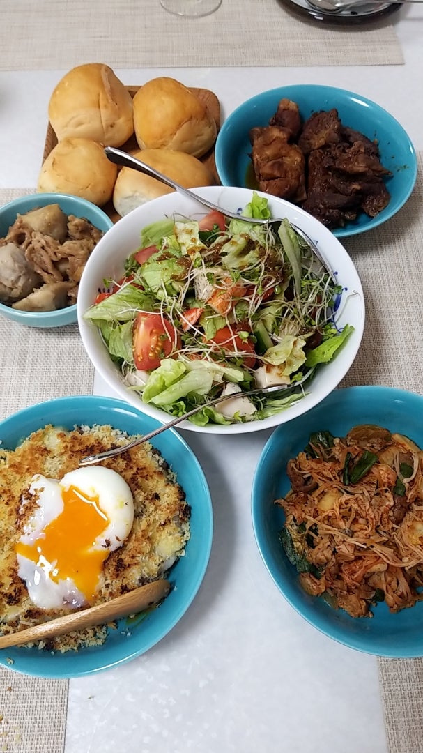 友達と和食の夜ご飯の写真・画像素材-Snapmart スナップマート