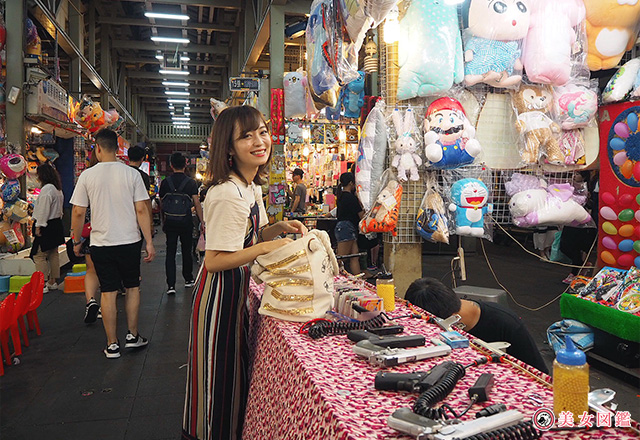 ホモと見る台湾で大人気のイカ焼き屋台