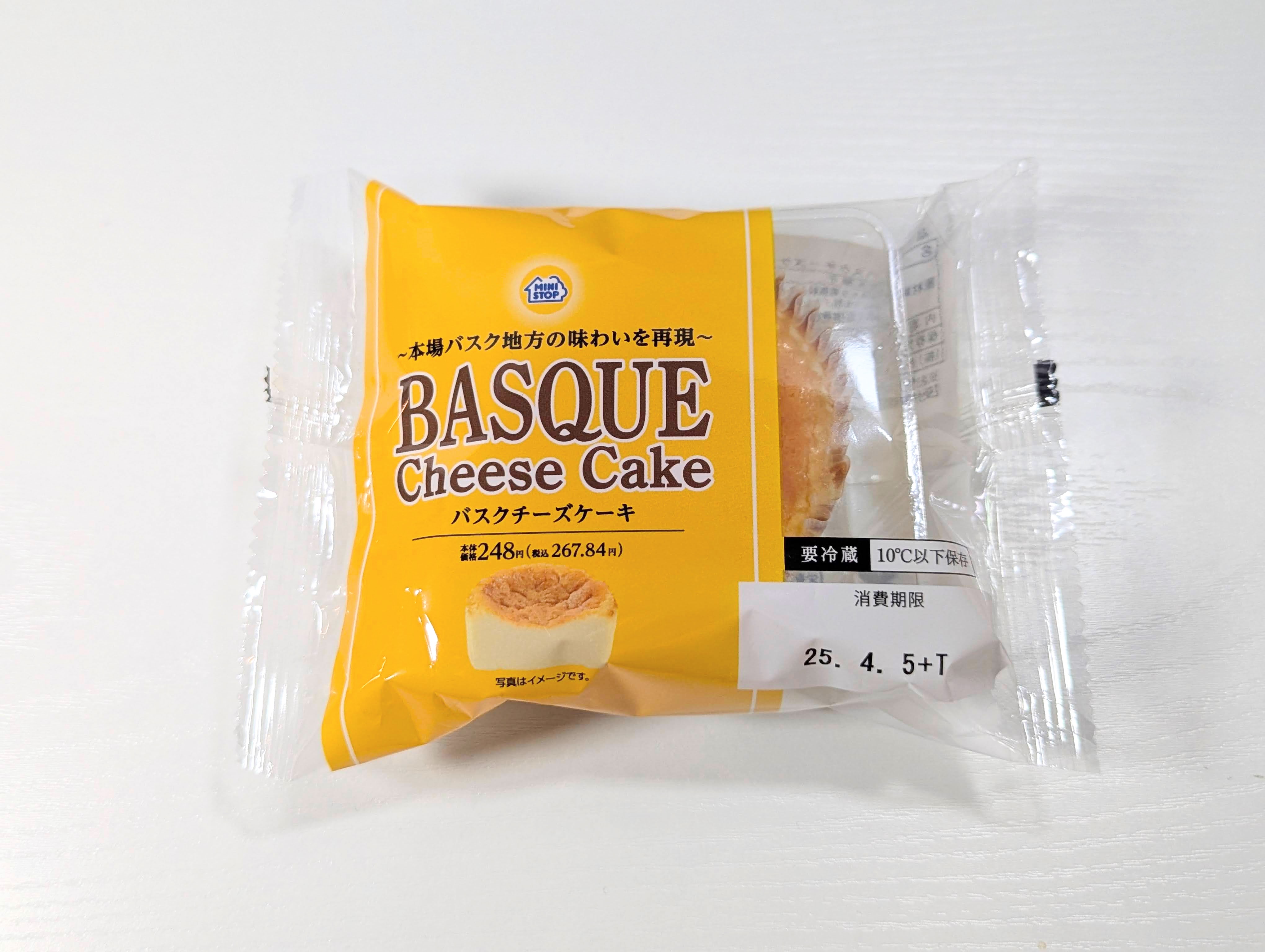 北海道産クリームチーズ使用！ チーズケーキ好きのためのこだわりのチーズケーキ 北海道スフレチーズケーキ ２０２５年８月５日 火新発売！ミニストップ株式会社