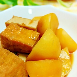 レンジメートキッチン RANGEMATE Kitchen『 厚揚げの肉巻き 』 甘辛いタレにお酢のさわやかさが加わり、食べ応えのある厚揚げの肉巻き。お酢を使うことで菌の繁殖を抑える効果が期待できます。 この梅雨時期には毎日の料理に”お酢”を使ってみてください。 今日は