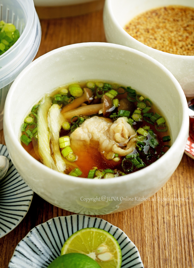 もう水炊きは二度と水だけで作らない。今までの水炊きはなんだったのかと思うウマさ 至高の水炊き