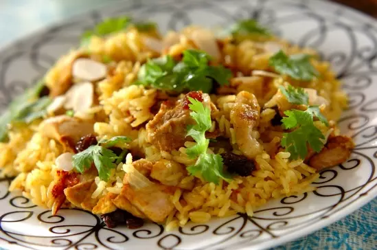 レストランの「ビリヤニ」を家庭で再現！肉とスパイスの旨味たっぷり エリックサウス稲田俊輔さんのレシピ