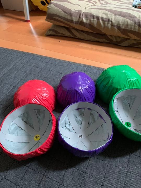 つやつや鬼帽子 冬：2月の製作アイデア保育士・幼稚園教諭のおしゃべり広場！掲示板・製作 ネタ の紹介『みるく・ぶれーく！』