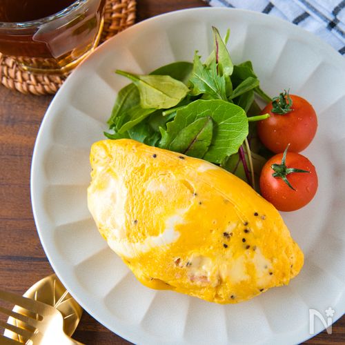 お弁当にも大活躍！チーズオムレツのレシピセブンプレミアム公式