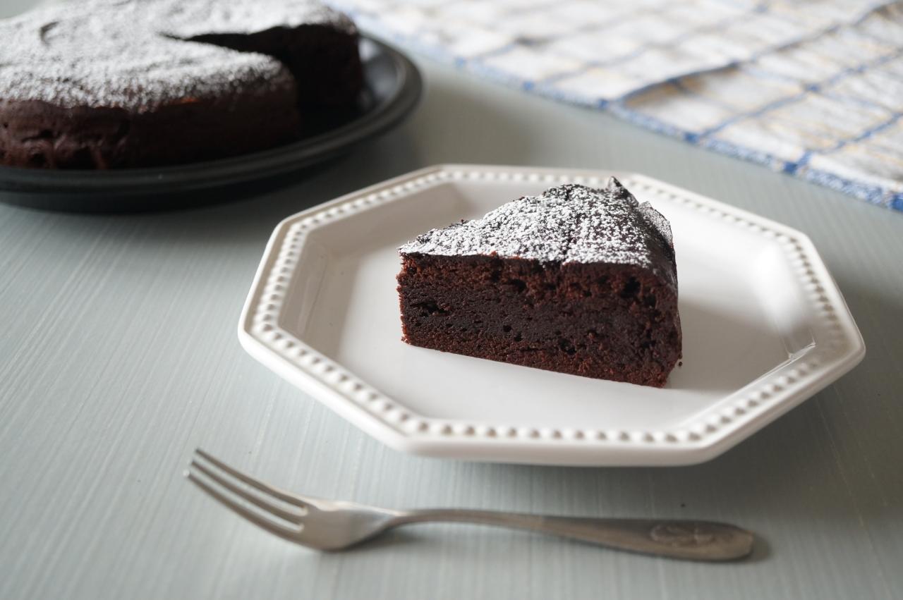 レンジで簡単！山本ゆりさんの10万いいね！絶品さつまいもタルトレシピベビーカレンダ