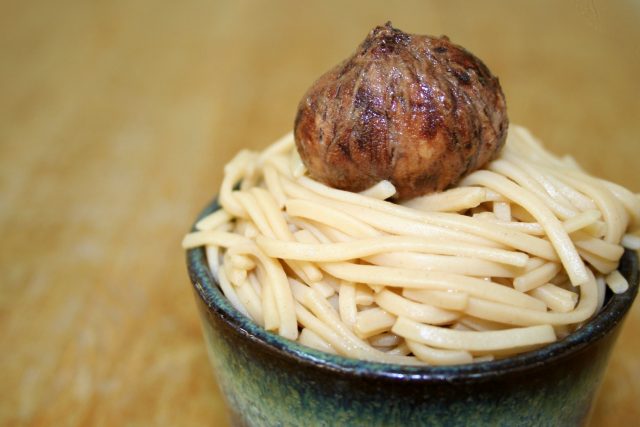 ざるそばにそっくりなモンブランケーキを食べてみた＾＾ - 手打そば 吉田家の蕎麦ブログ