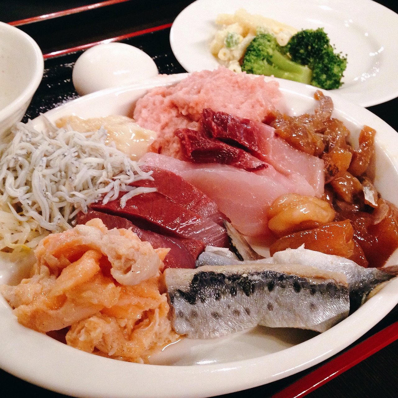 おさかな本舗たいこ茶屋 居酒屋MEQQE めっけ