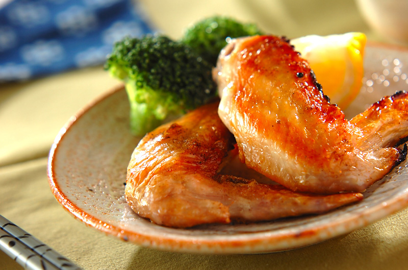 手羽先の塩から揚げ