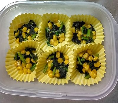 お弁当に！簡単！ほうれん草とコーンのチーズ焼き