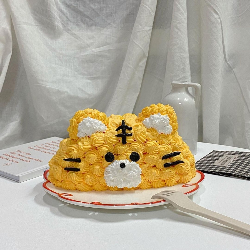 韓国で話題沸騰中！ 可愛いわんちゃん ハーフケーキをお届け♪ UNIQUE SPOONCake.jp