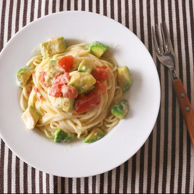 ビーフシチューパスタ添えひよこ食堂