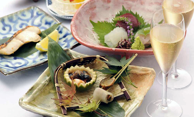 牛肉とセリの赤ワイン醤油炒め