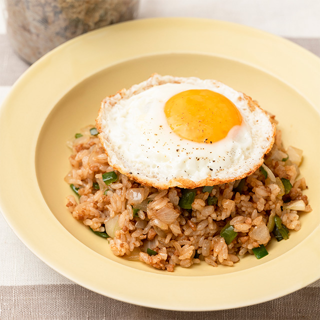 チャーハン職人醤油 - 醤油を使い分けると、食はもっと楽しくなる