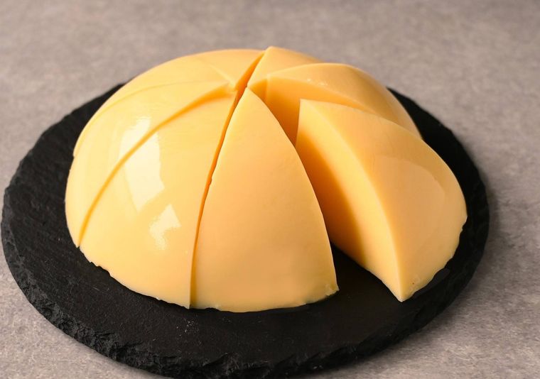 とろとろ濃厚バスクチーズケーキ