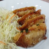 カラッと香ばしい ポン酢ダレの揚げ餃子
