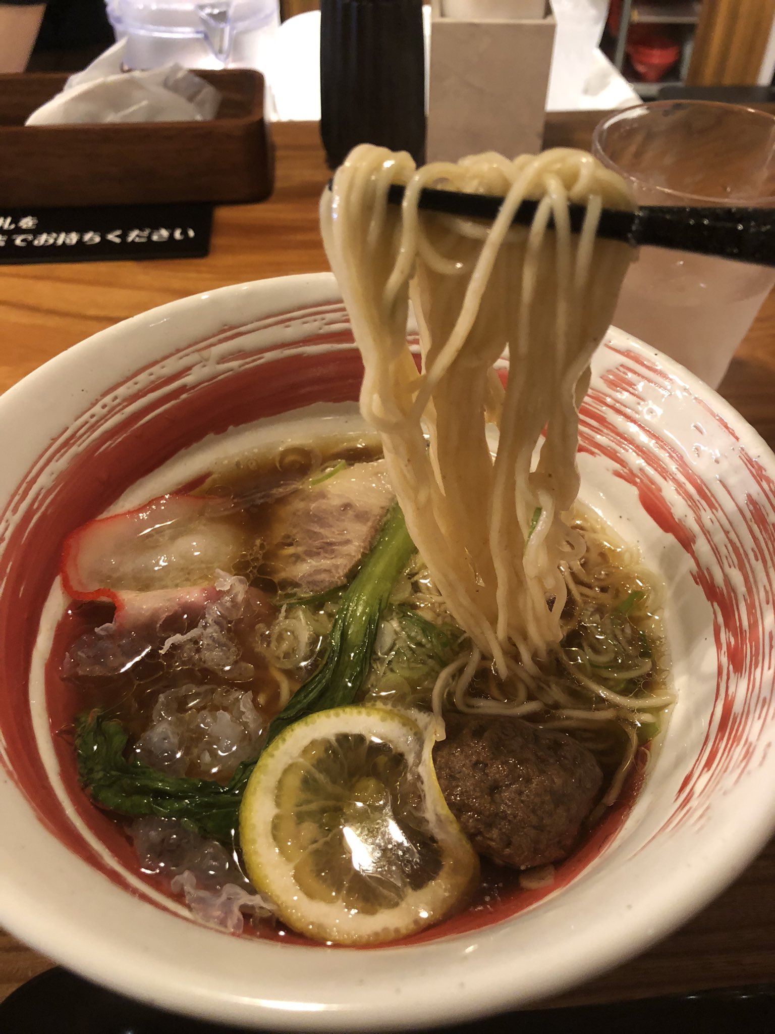 鯨骨らぁめん」開発、提供 4日から県内14店で 上あご骨と鶏だし、具もクジラ山口毎日新聞