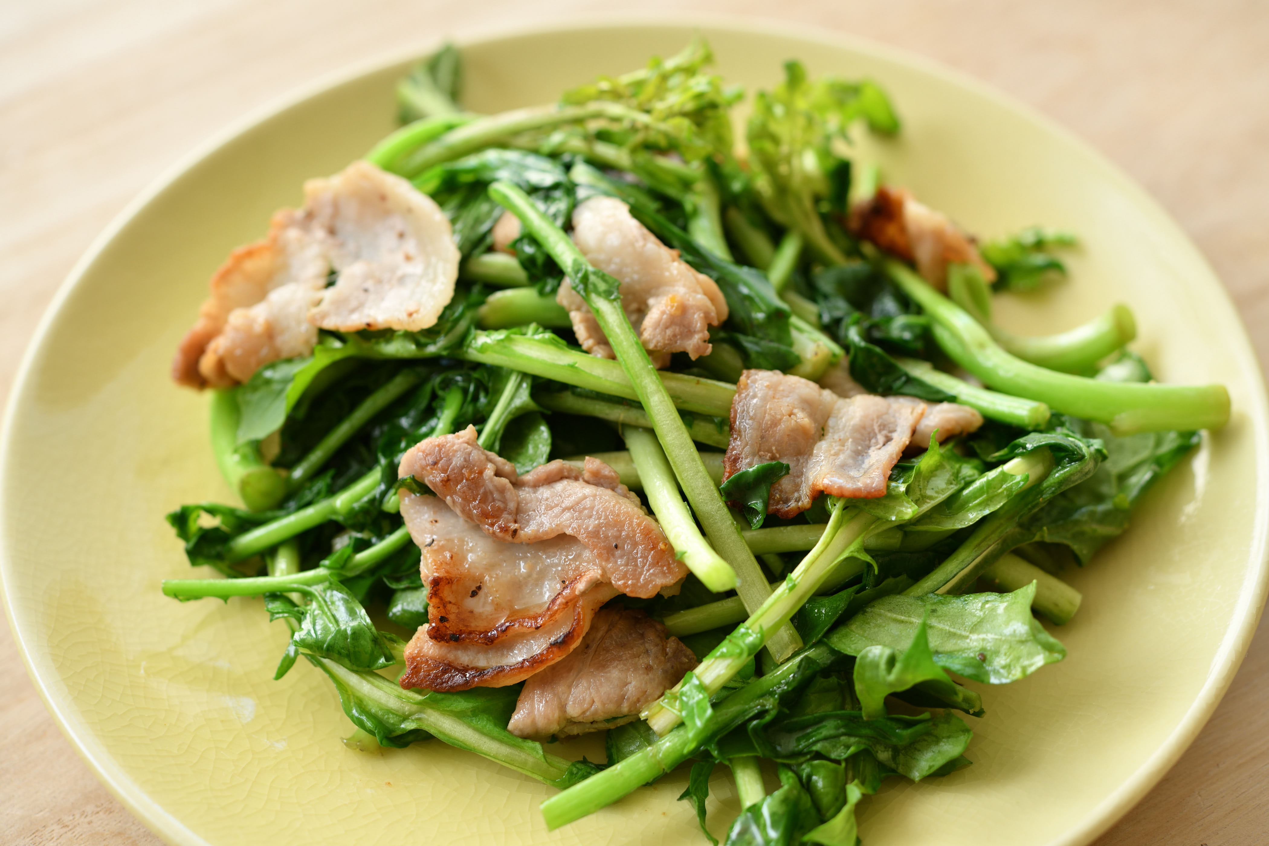 ルッコラと焼き野菜のベーコンサラダ