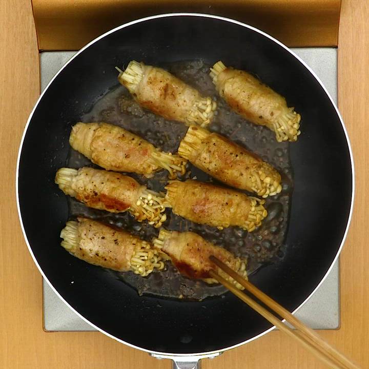 オカンのレシピ ちくわ えのき 焼肉のタレ 料理 レシピ asmr 酒 肴 おにぎりとオカンTikTok