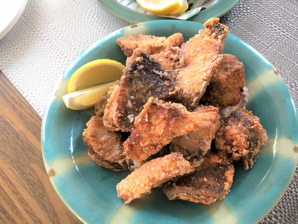 液体塩こうじでぶりの唐揚げ☆おみそならハナマルキ