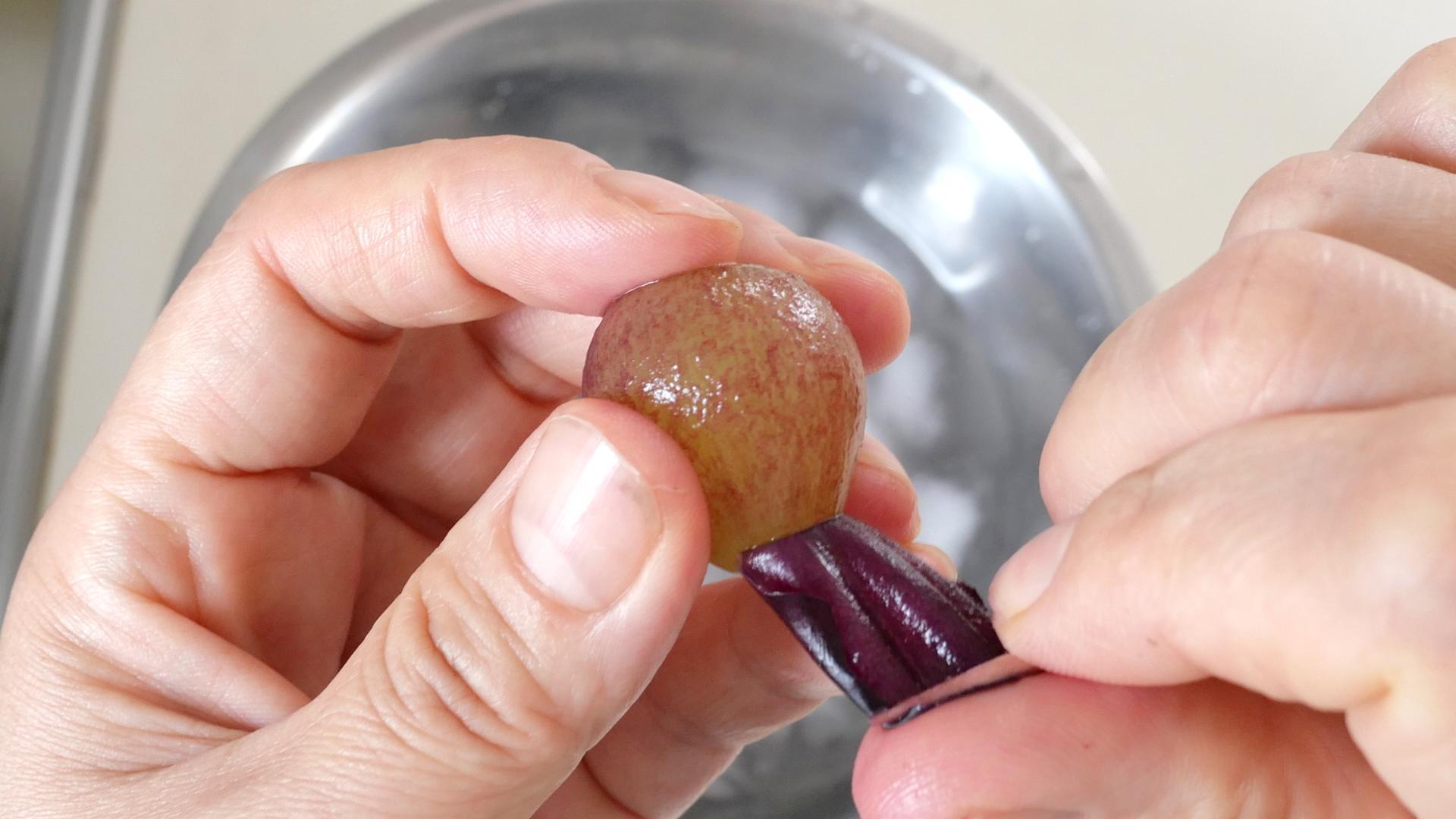 ぶどうの皮を早く剥く方法 あと桃も 樋口直哉 TravelingFoodLab.