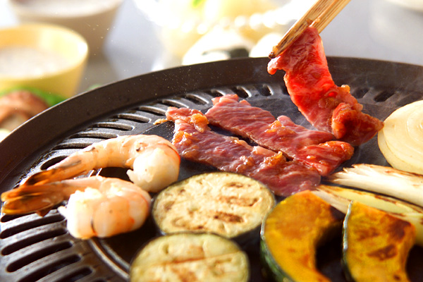 牛肩ロース肉とキャベツの鉄板焼き風