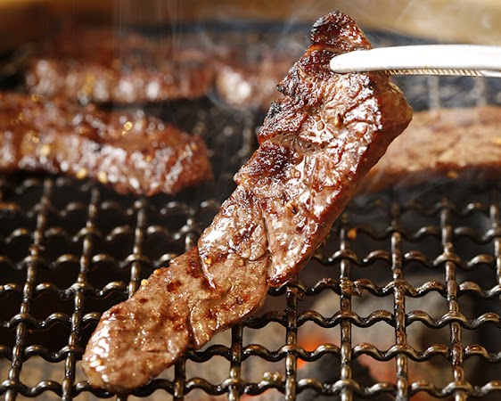 日本東京上野美食 四顆章魚燒只要200日幣，柴魚片和