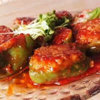 玉ねぎなしでも肉汁ジュワ！ピーマンの肉詰め