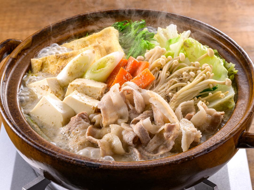 ごま香る豆乳トマト鍋