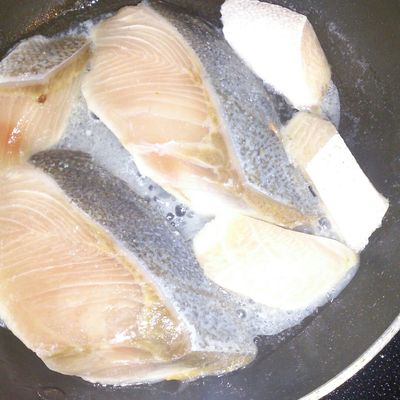 カンパチのカマ塩焼きの写真素材106162141- PIXTA