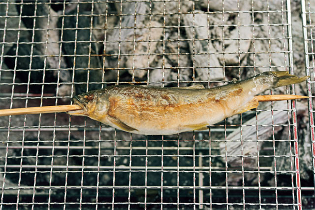 鮎のホイル包み焼き