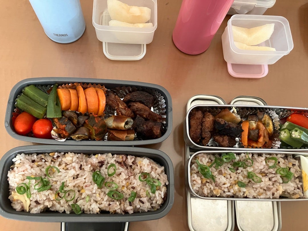 簡単「ファミチキ炊き込みご飯」レシピ。「満足感がすごい」とリピーター続出