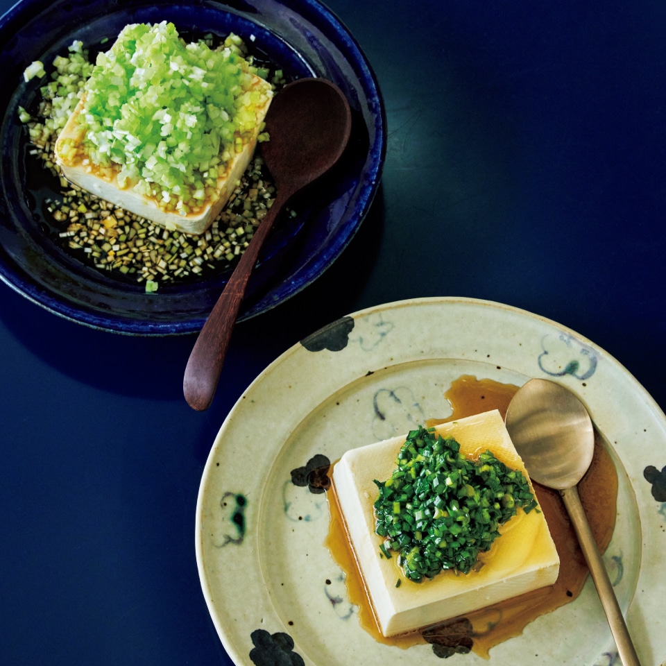 夕食 全て地元野菜と地元お豆腐と 生協の鶏肉とネギとろ 地元産は野菜もお豆腐も安い 50円〜100円 お品書き かきたま汁 漬けた唐揚げ 冷奴地元野菜サラダ ネギとろ丼 ほうれん草の胡麻和え 青空キラリ