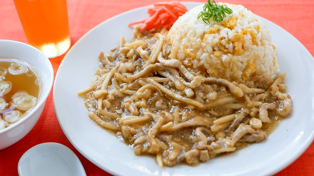 豚肉とほうれんそうの炒飯