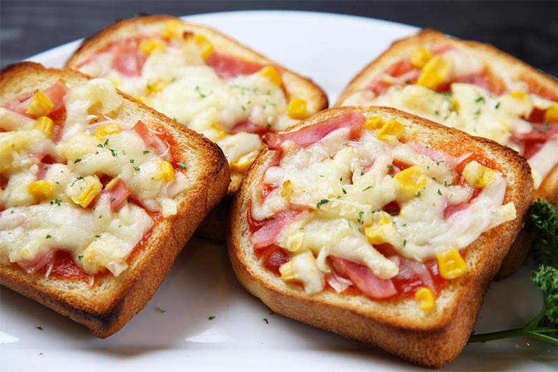 食パン」を“おかず”にアレンジ♪フライパンで作れる簡単レシピ5選4yuuu