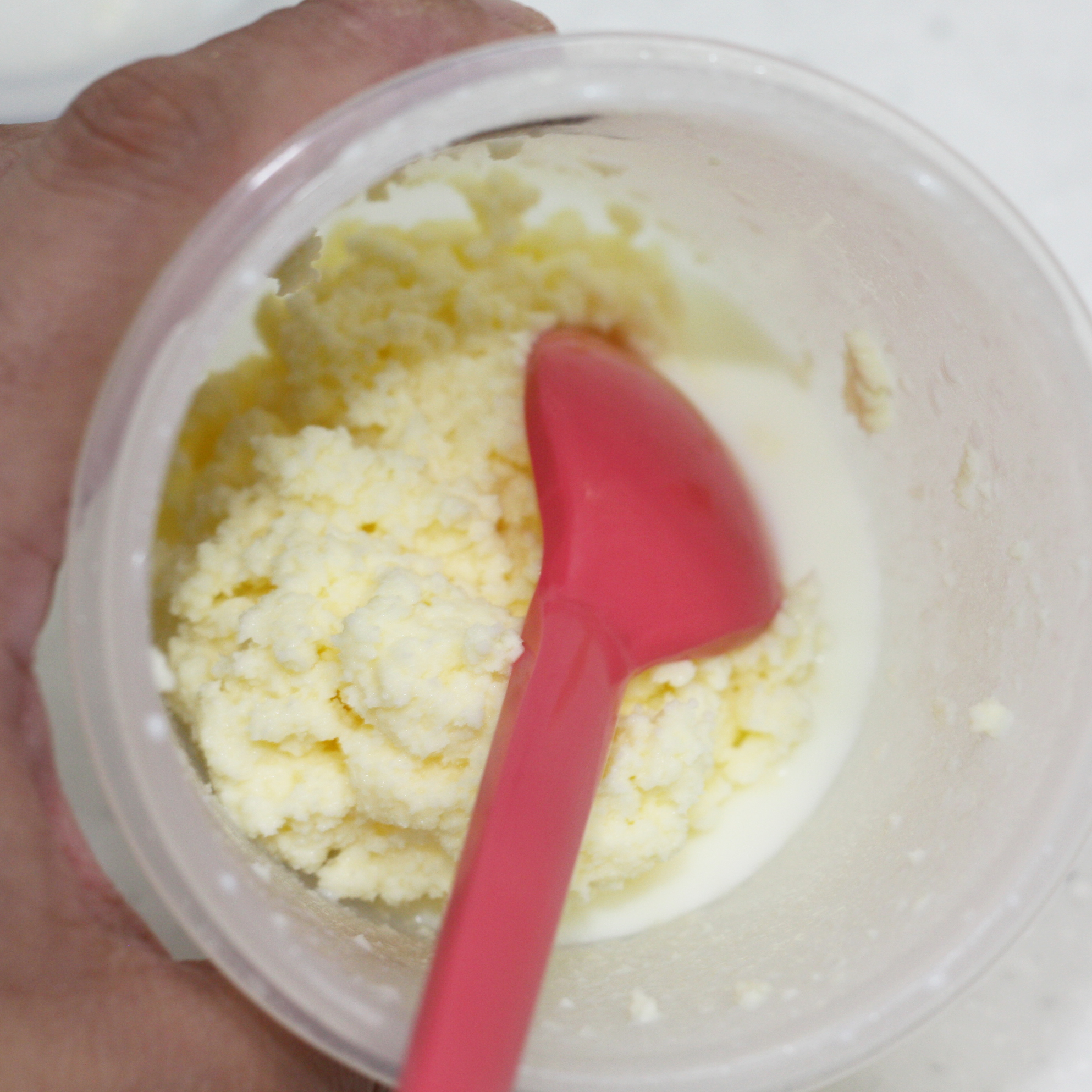 簡単ホイップバタ