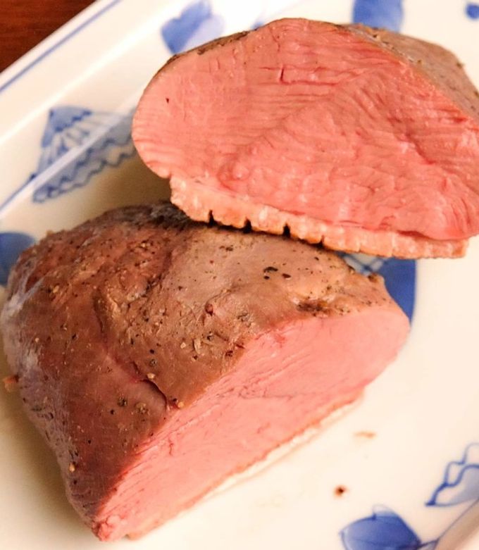 楽天市場 合鴨のロースト ローストカナール200g 鴨胸肉 鴨ロース ダックブレスト 鴨肉 ロースト 解凍後 スライスするだけで食べられる簡単調理 鴨南蛮 燻製に -D002R : ミートガイ