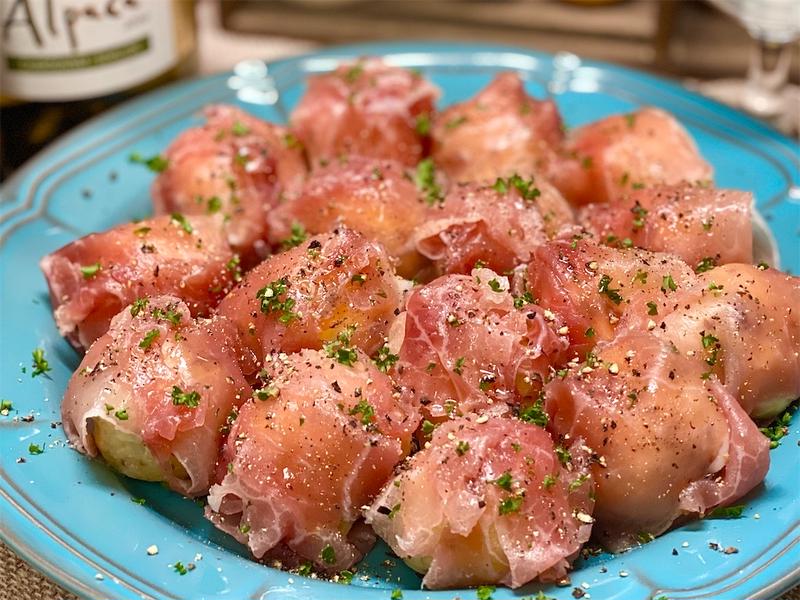 おつまみ☆パーティー☆ホットプレートで簡単餃子ピザ